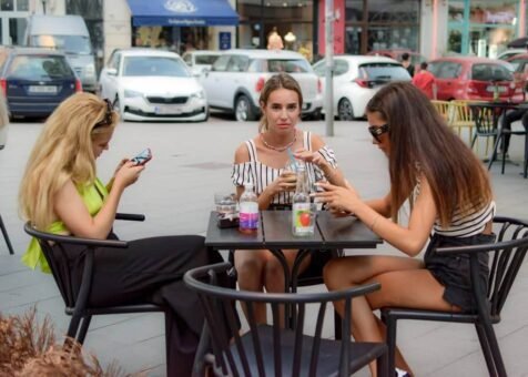 Casual Dining