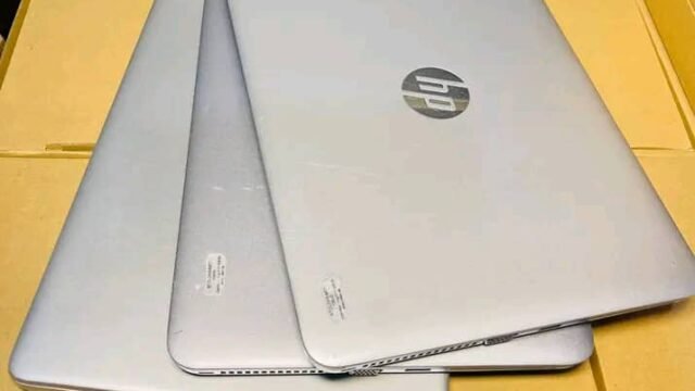 HP-i5-8gb-RAM-256-SSD-lightening-keyboard-windows-11-3
