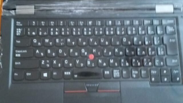 Lenovo-Thinkpad-i5-8gb-RAM256-SSD-lightening-keyboard-touch-screen-360-rotate-2